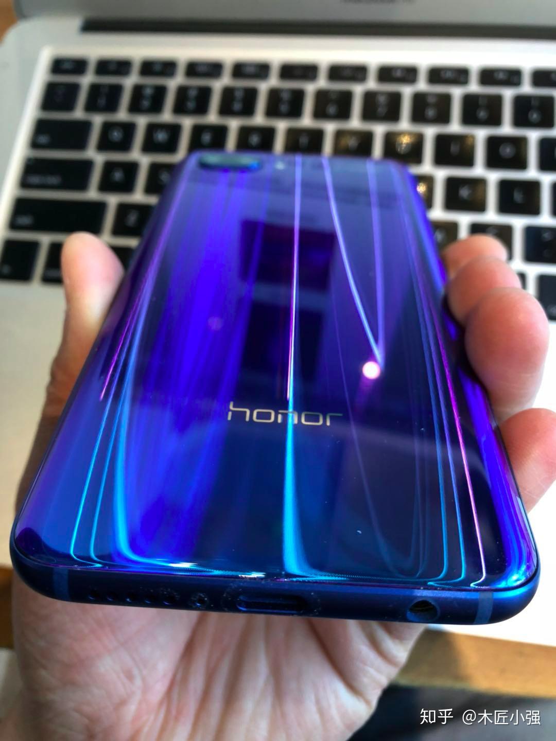 如何评价华为荣耀10