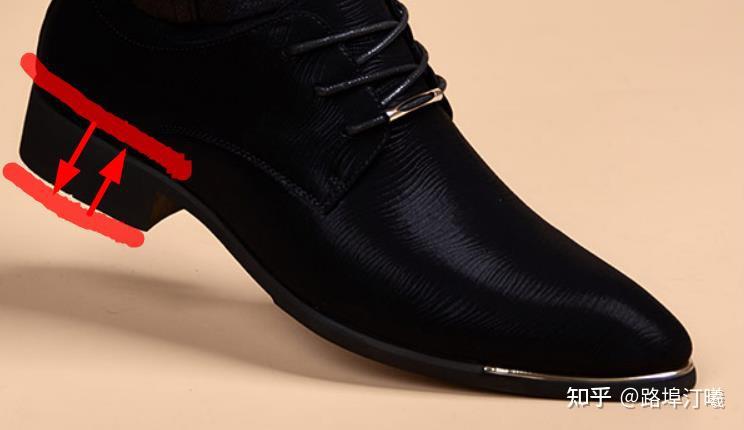 恨天高我估计应该不会有人男生穿吧,即使有想法的也不敢穿吧