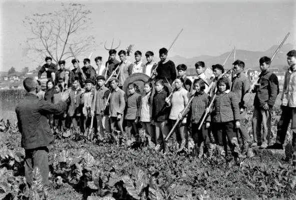 70年代,在一代人身上留下了太多的记忆 - 知乎