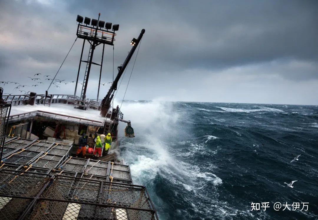 9月 19 日,美国海岸警卫队在白令海峡拍到中国导弹驱逐舰,还有哪些