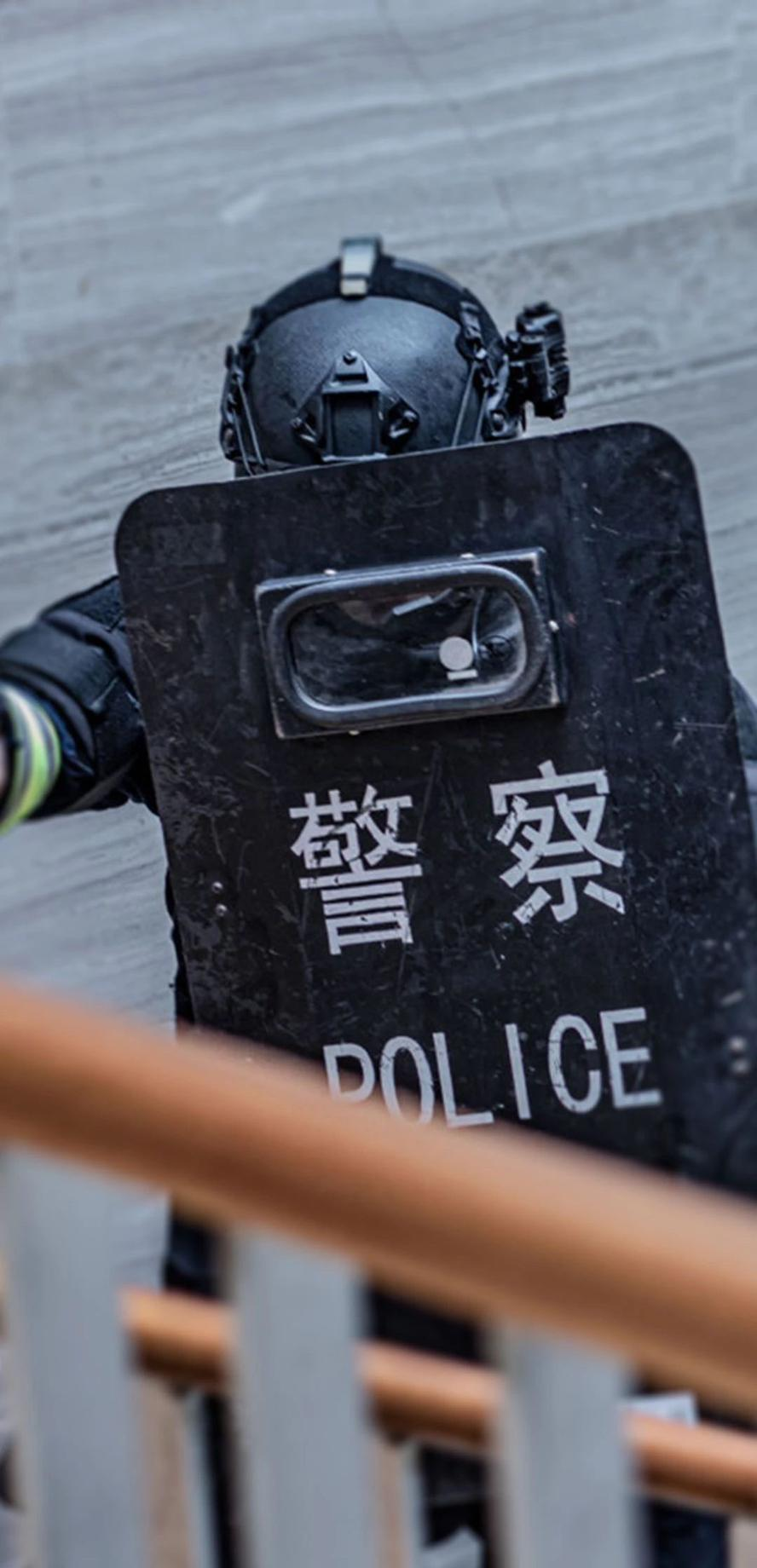 各位有没有好看的警察壁纸