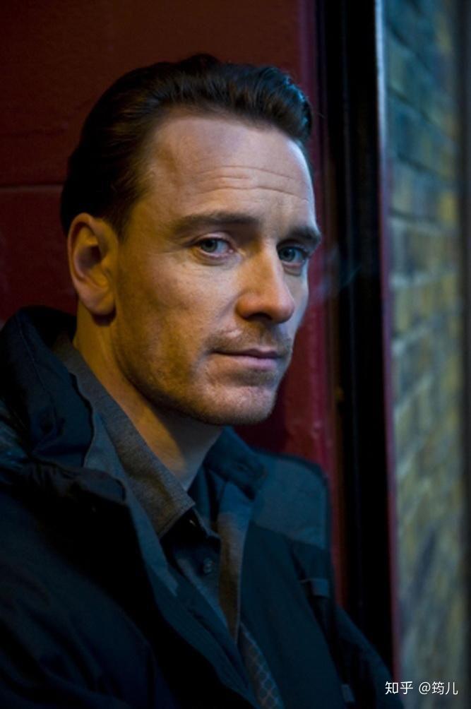 如何区分法鲨和抖森