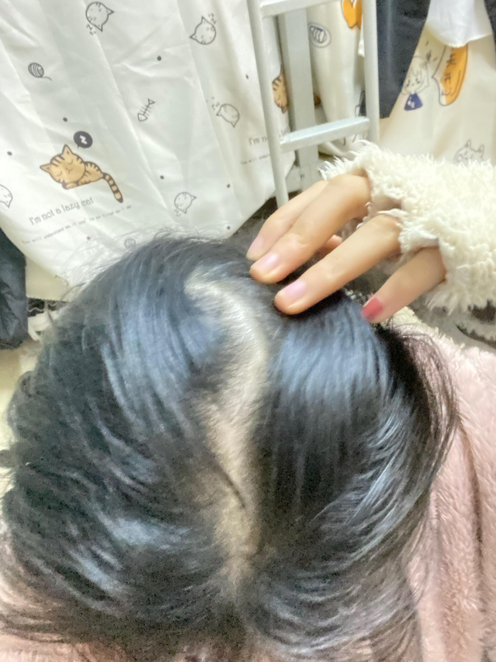 头发比较稀疏的女生适合什么样的发型