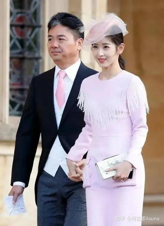 “西红柿门”庄佳最近产子?刘强东长子17岁?奶茶妹妹夺嫡路艰险?奶茶妹妹本质和田小姐嫁的是同一类男人 - 知乎