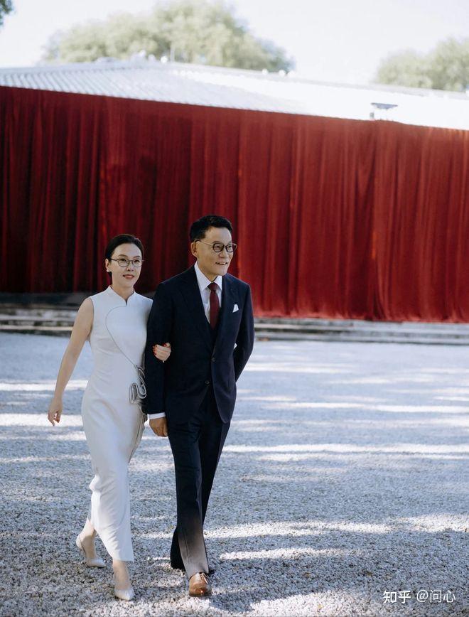 两次被德国前夫抛弃,李国庆和张丹红相恋3年,如愿娶了傻白甜 - 知乎