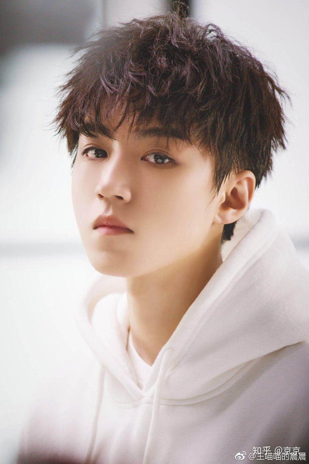 你见过的最好看的男生长什么样子