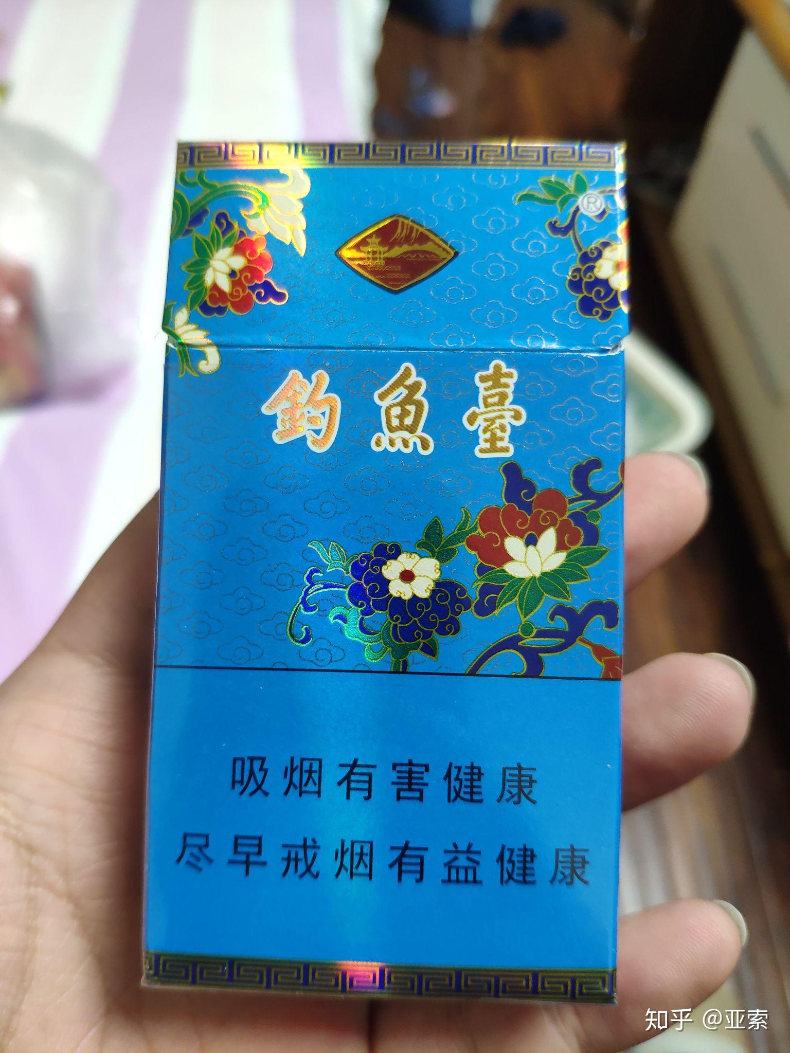 朋友给了我一只烟有认识的给我说一下这具体是什么烟哪产的烟