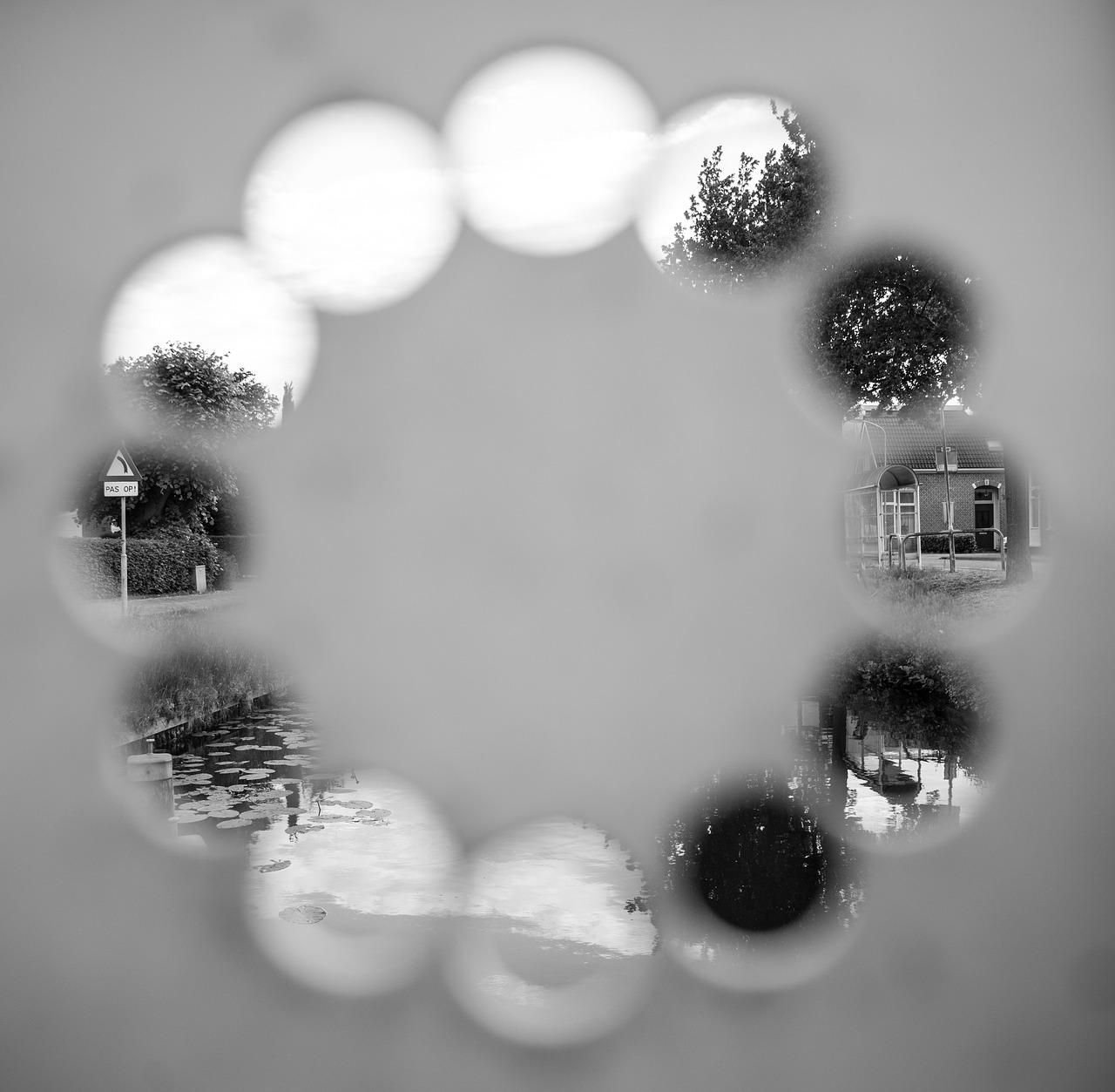 打一个孔多少钱