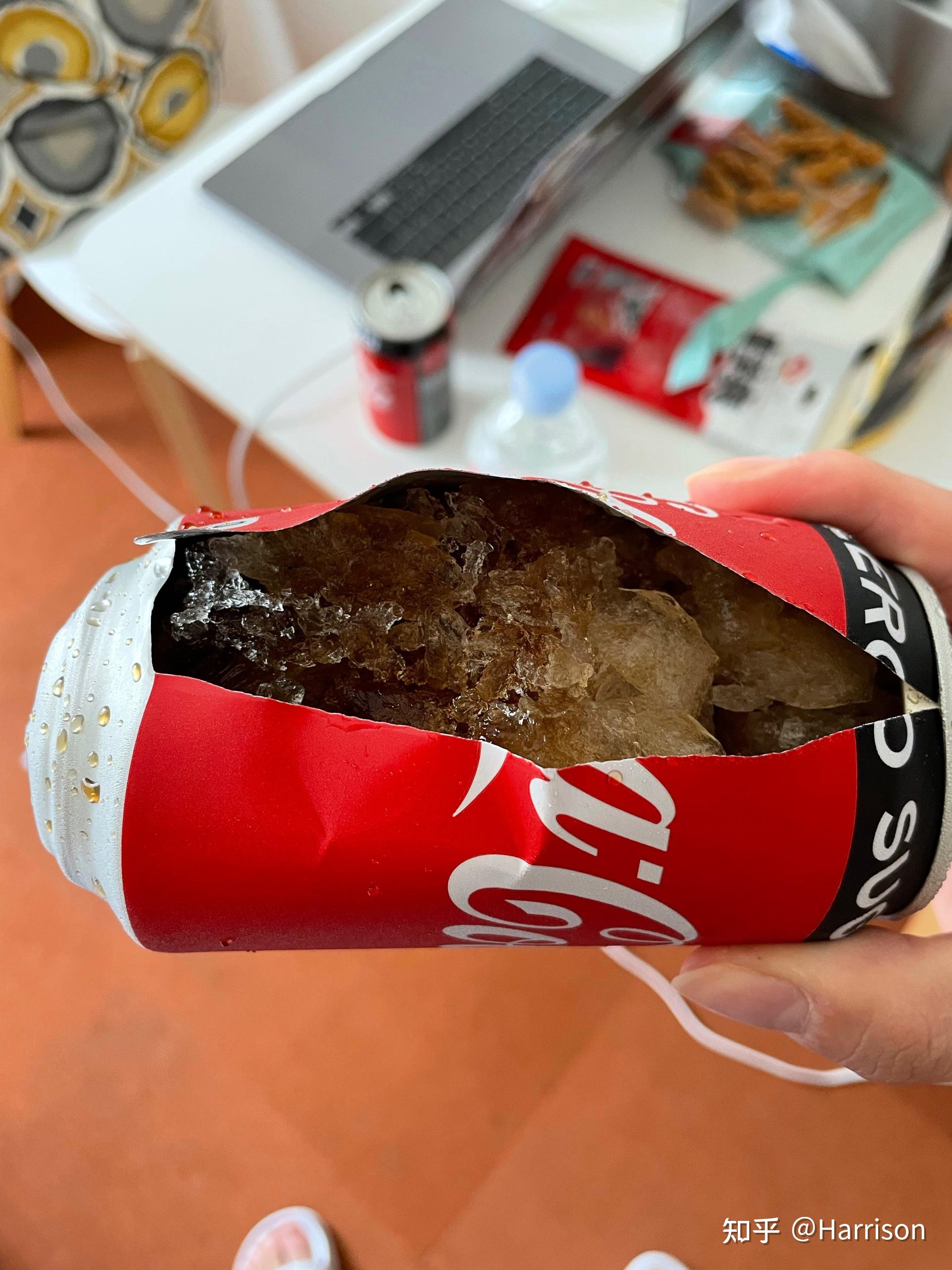 可乐和雪碧为什么不能冷冻?