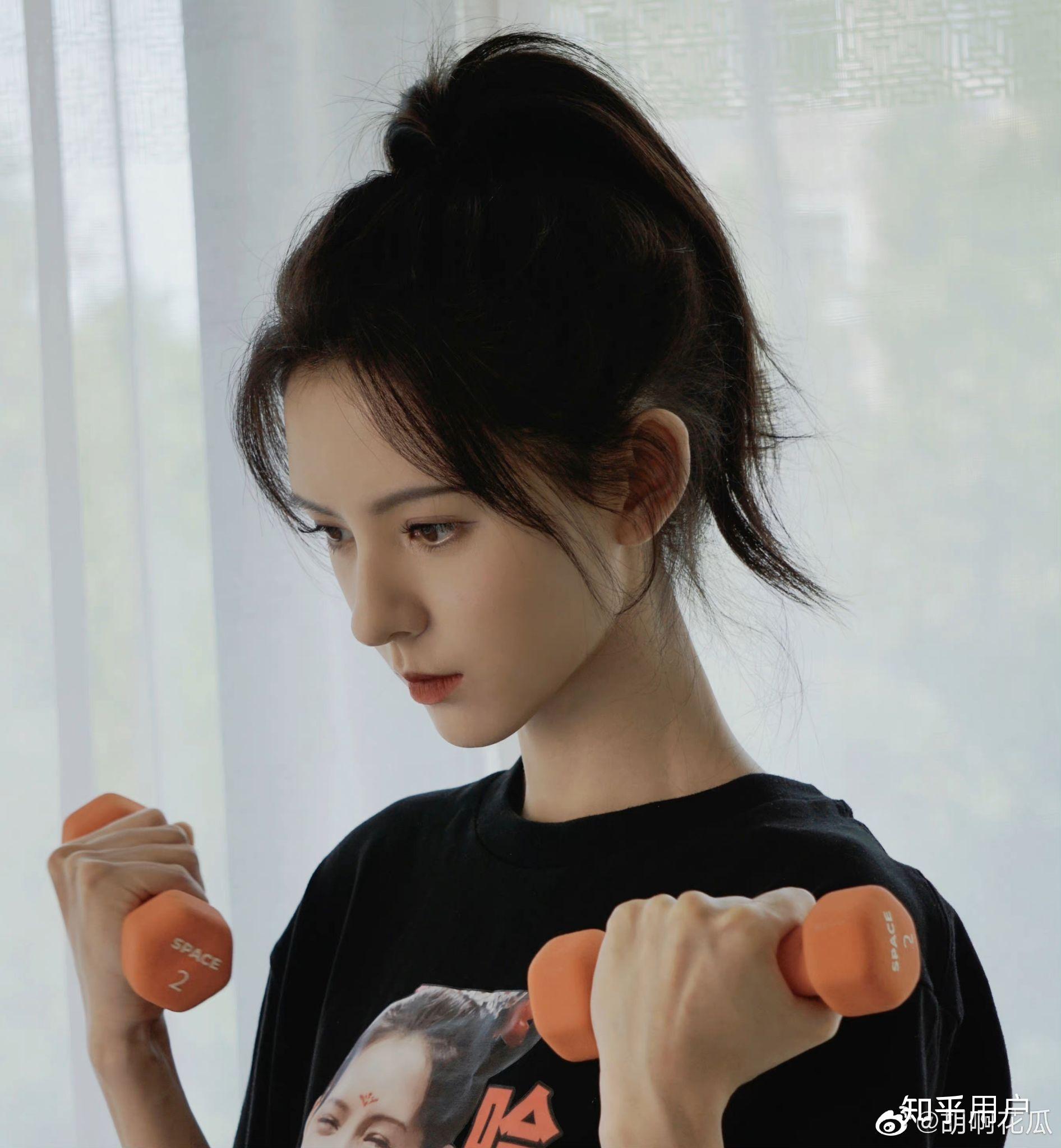 张予曦有哪些惊艳的图片? - 知乎