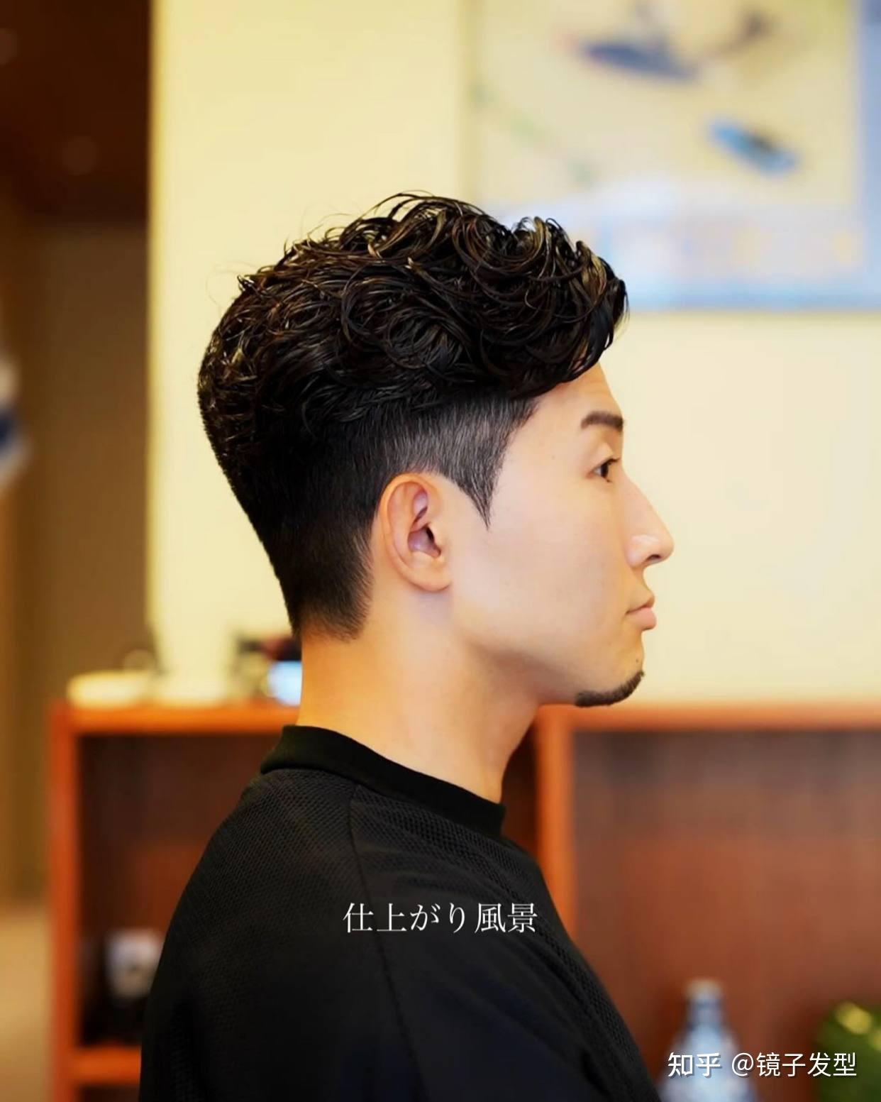 型男风尚:推边分头,年轻男士的帅气秘籍 - 知乎