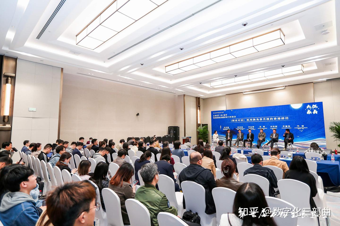 冯雷(Ray)携拓数派团队参与第七届万物生长大会并向大家展示了PieCloudDB 如何通过云原生数仓虚拟化帮助用户探索数据计算的无限可能 - 知乎