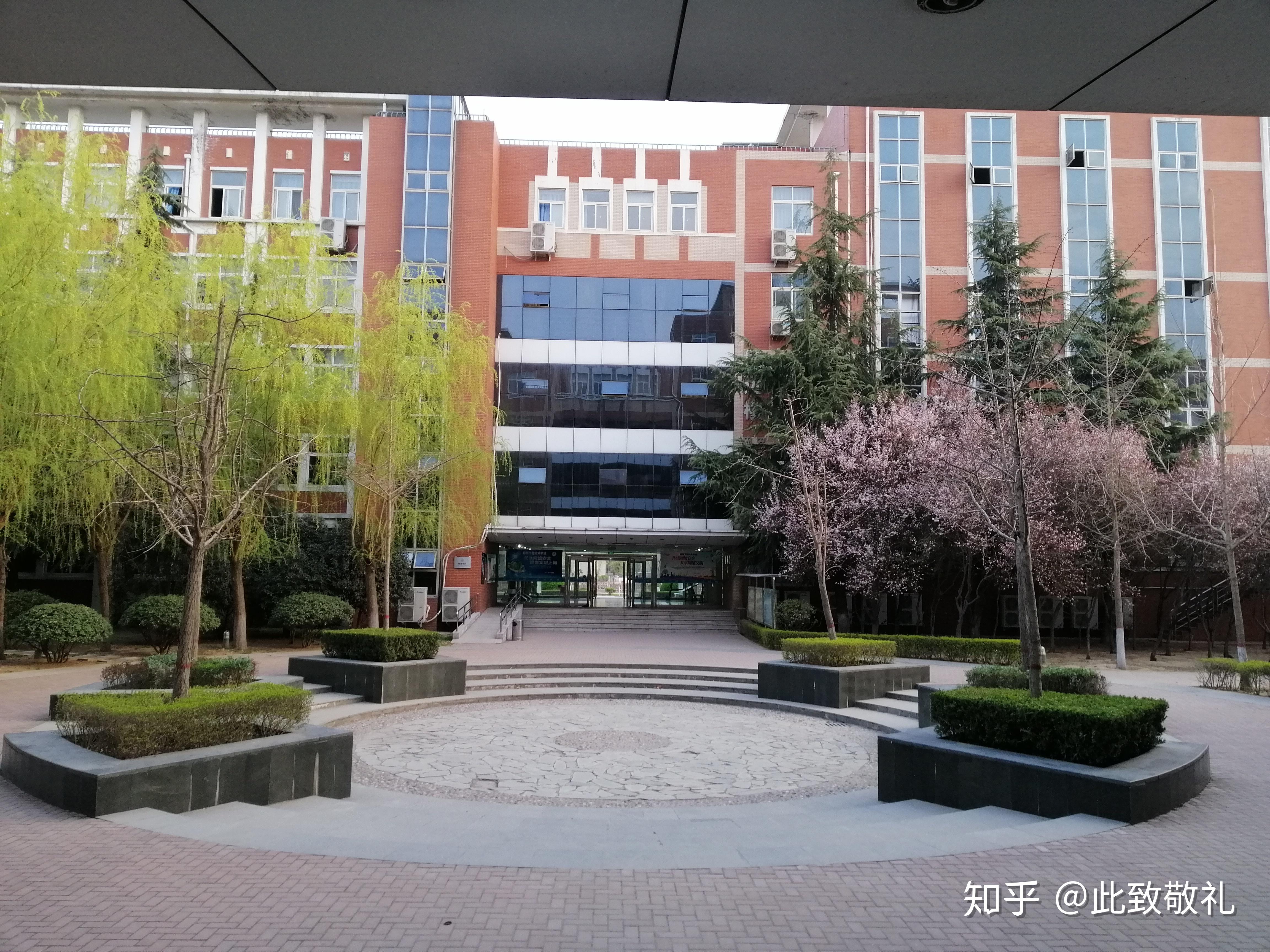 中州大学金河校区图片