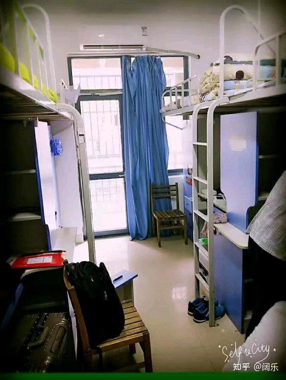 南广学院的宿舍真的至今都没有空调吗? - 知乎