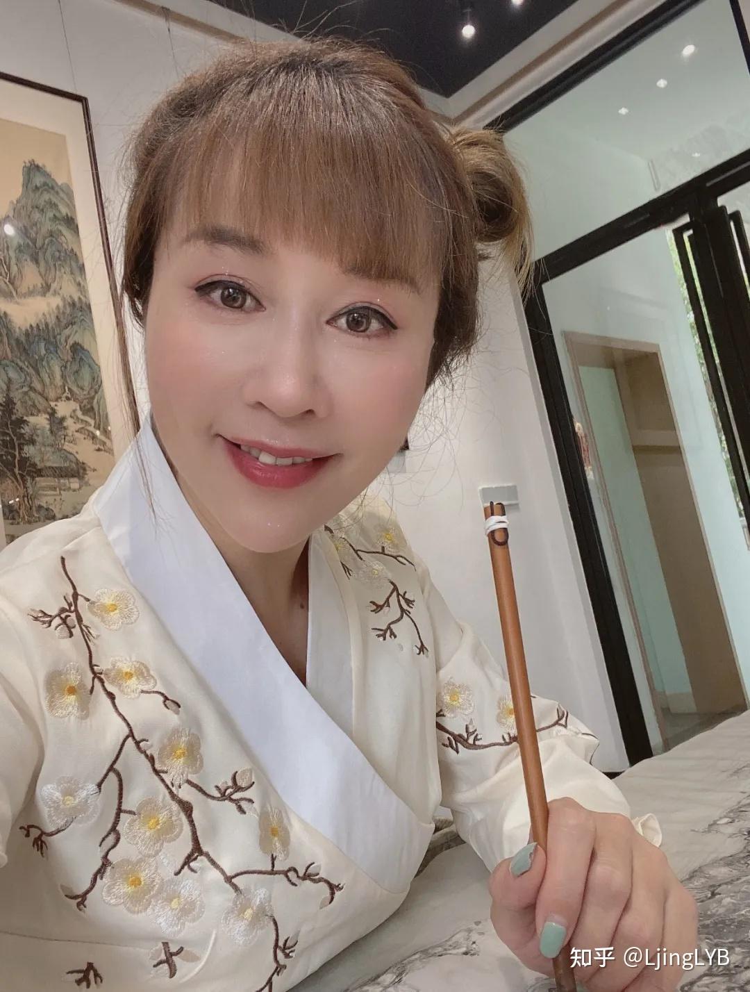 青山如是——杨青辞中国画作品展 - 知乎