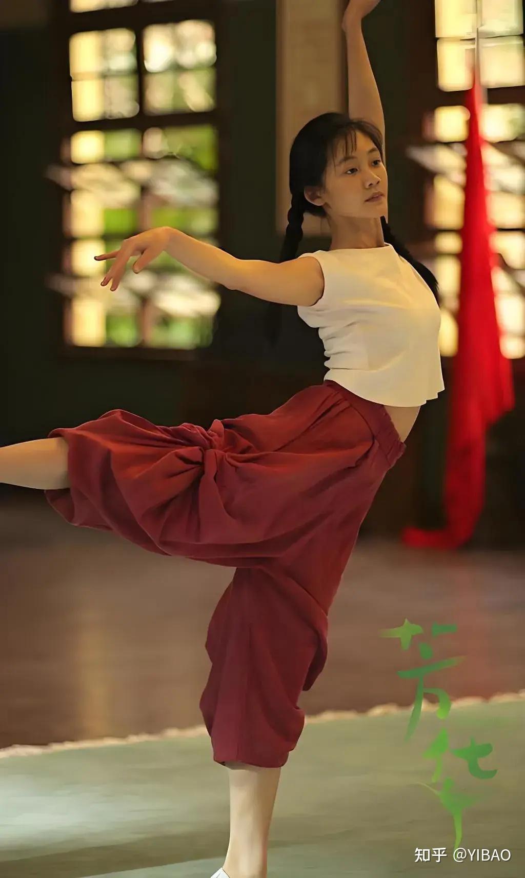 8年后才知,原来我当年真的没看懂《芳华》 - 知乎