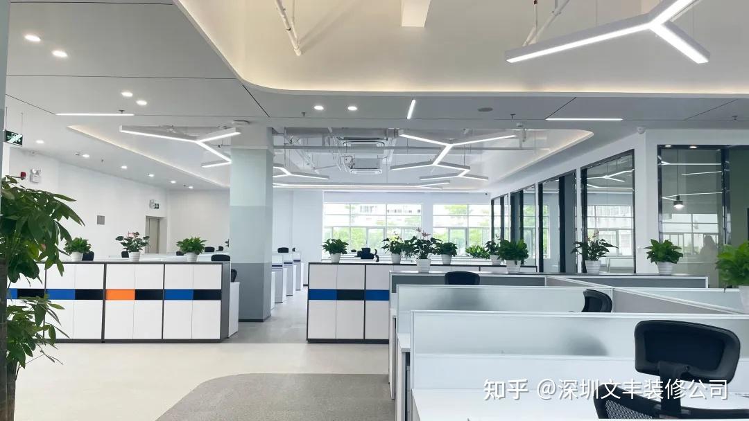 【办公室装修】严谨创新,质感与稳重齐肩并驱的办公空间设计 - 知乎
