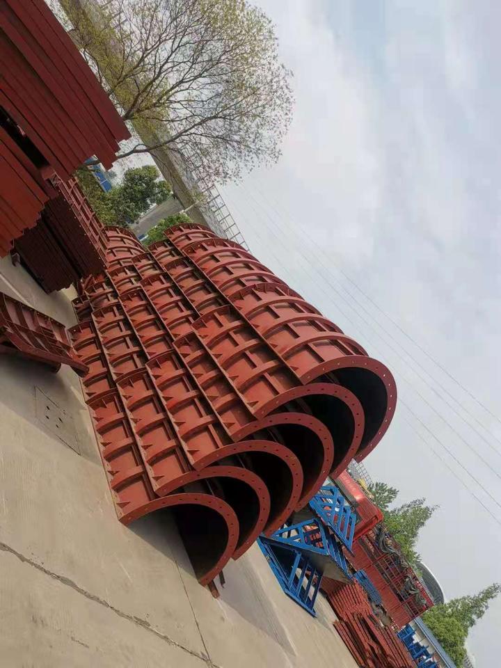 连续现浇箱梁贝雷梁支架受力计算书