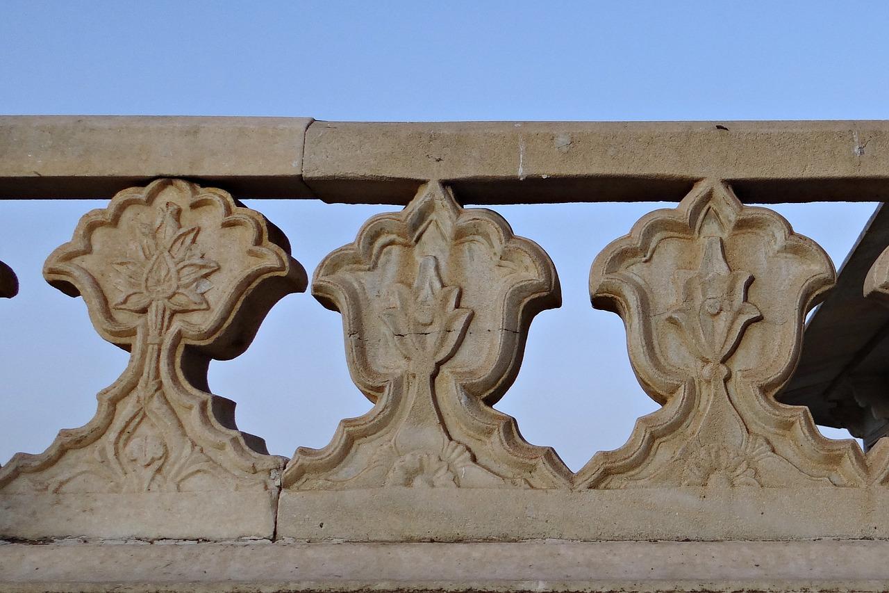 玻璃栏杆高度多少