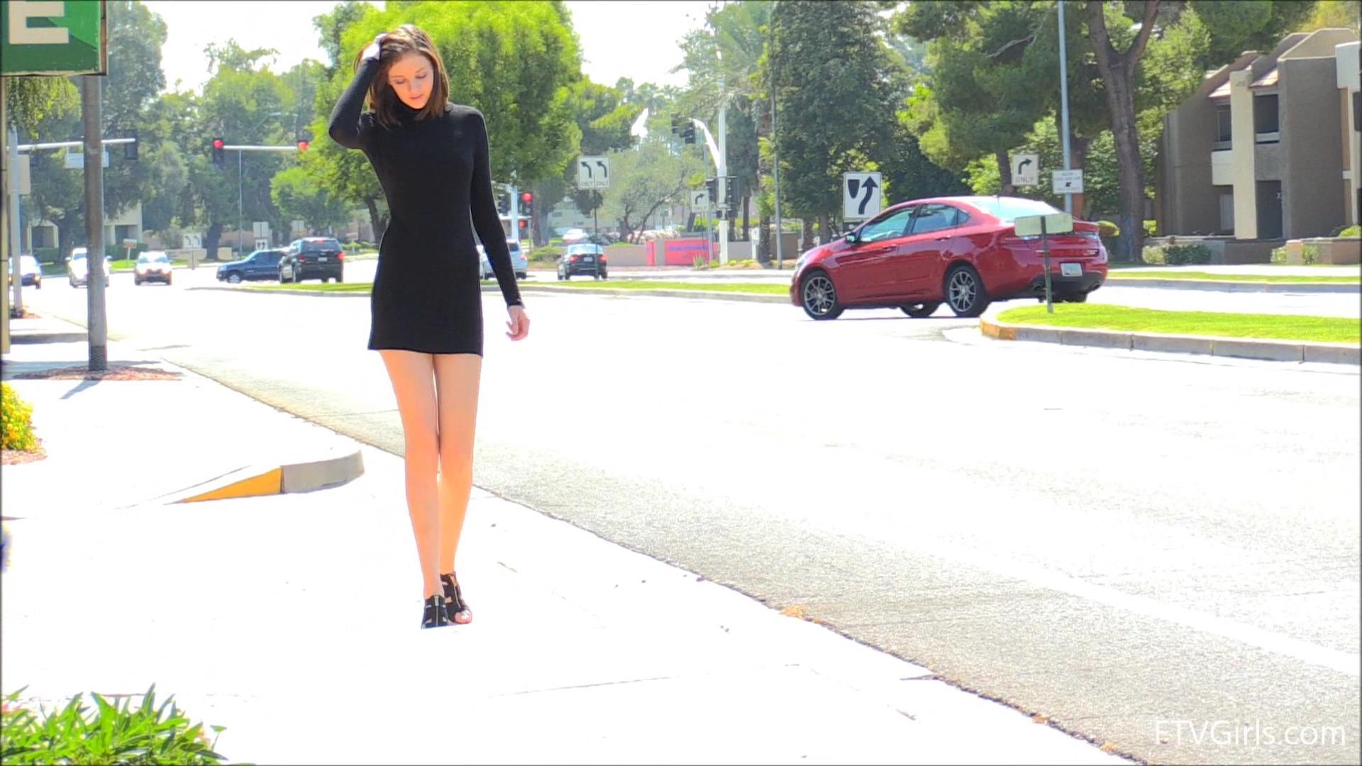 有一双超级大长腿是什么感觉?