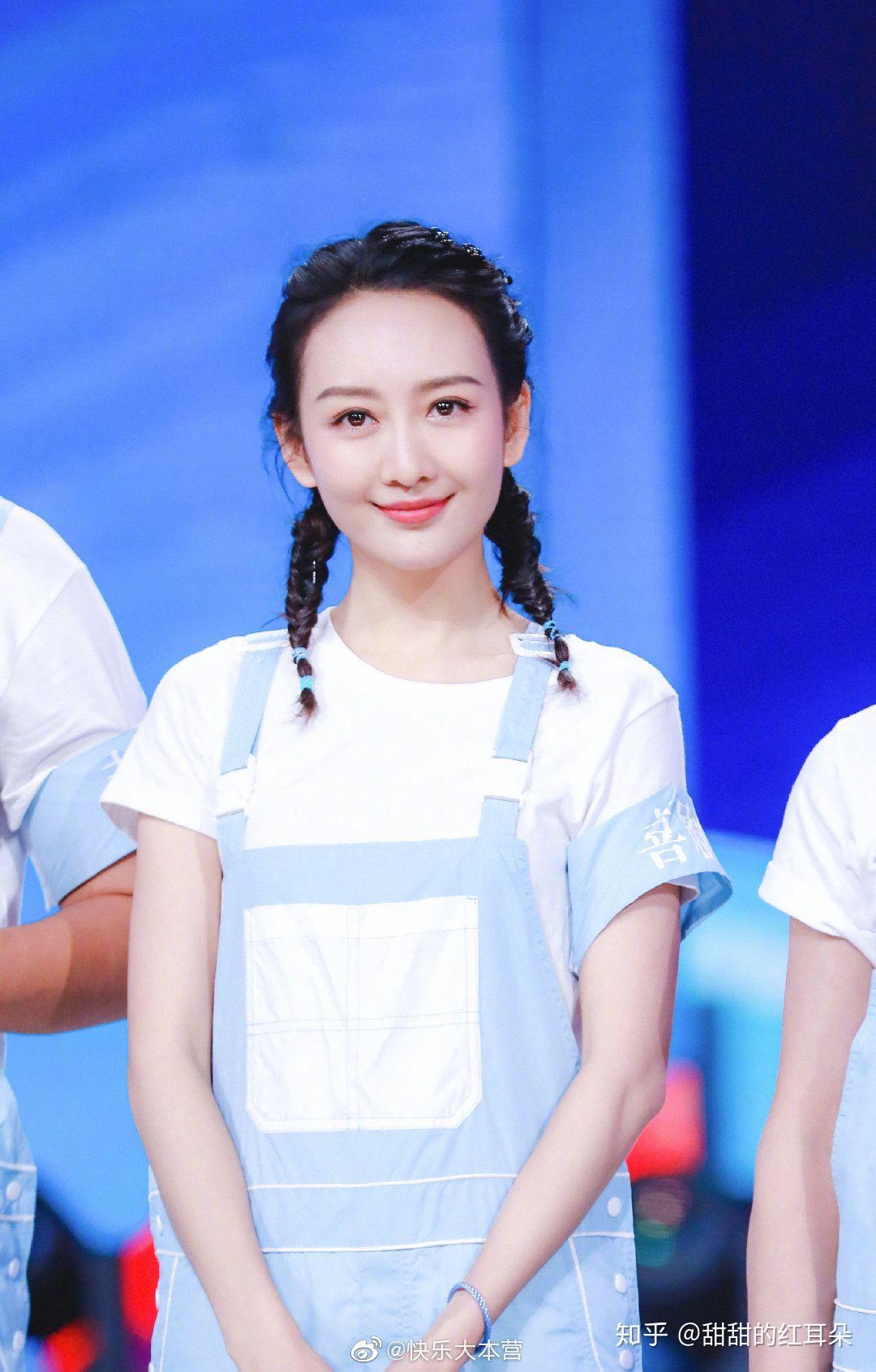 王鸥是怎么度过她的人生低谷的就是众所周知的夜光剧本事件之后那段