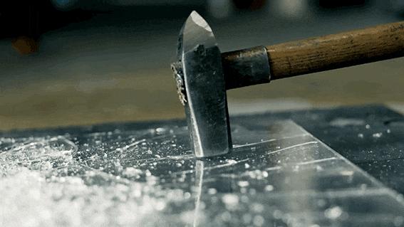 一把锤子砸出了天价名画！全网最炸裂艺术品来了 - 知乎