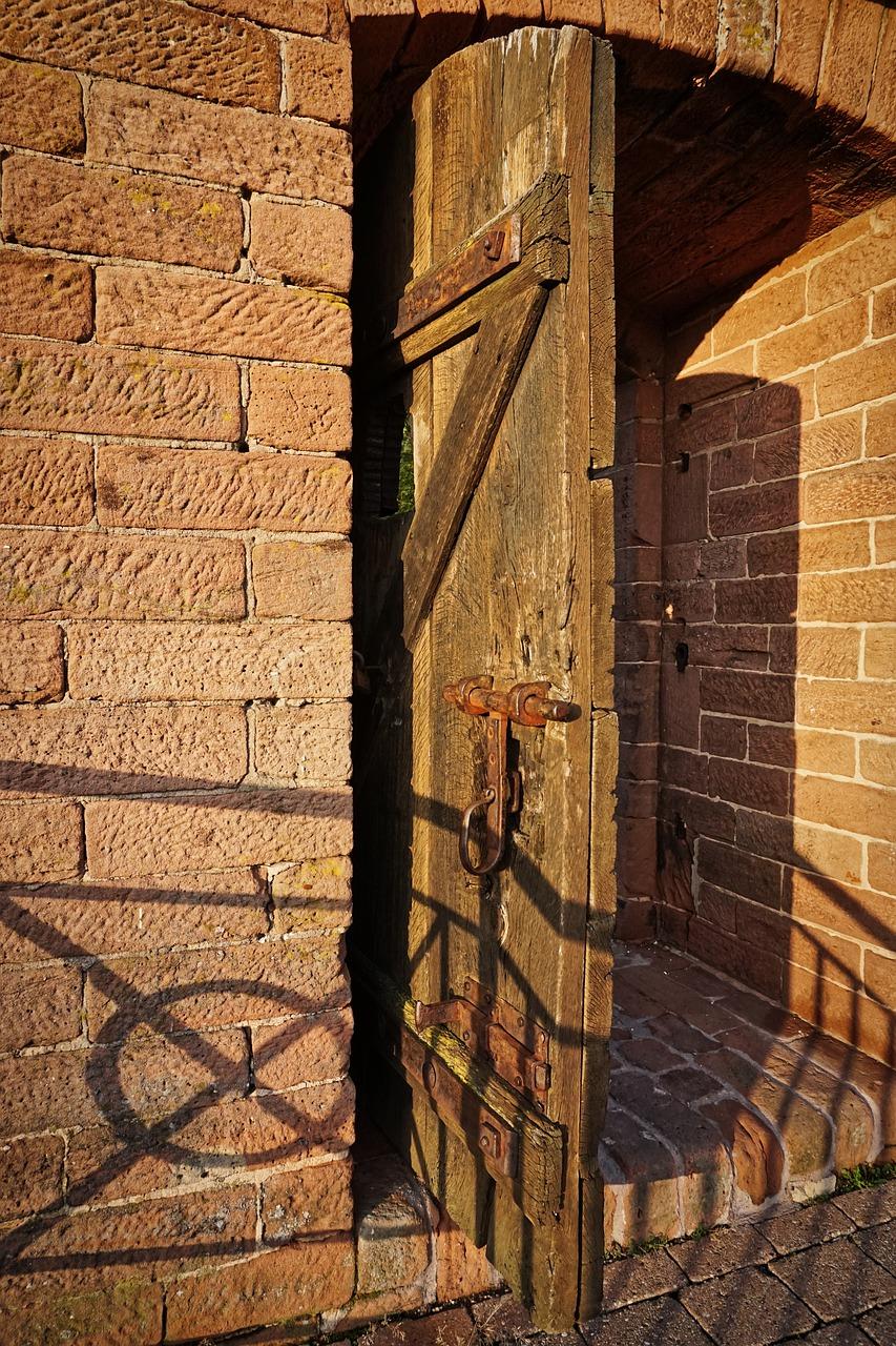 吊轨门门套安装方法