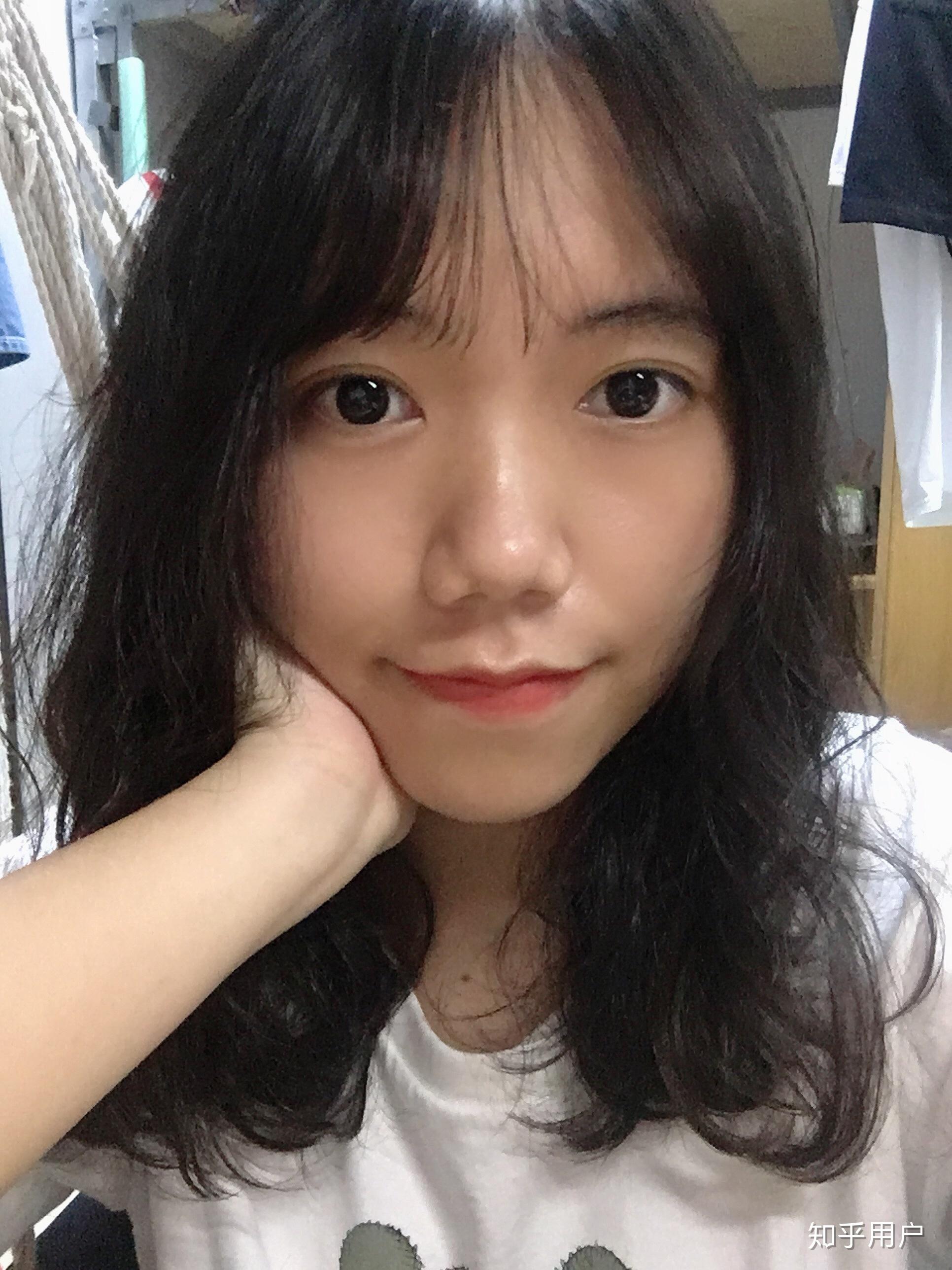 有没有十八岁后不化妆的女孩子? - 知乎