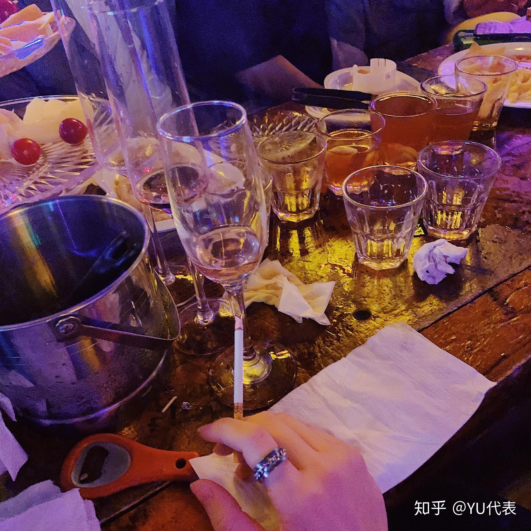 抽烟的女生是什么样的女生