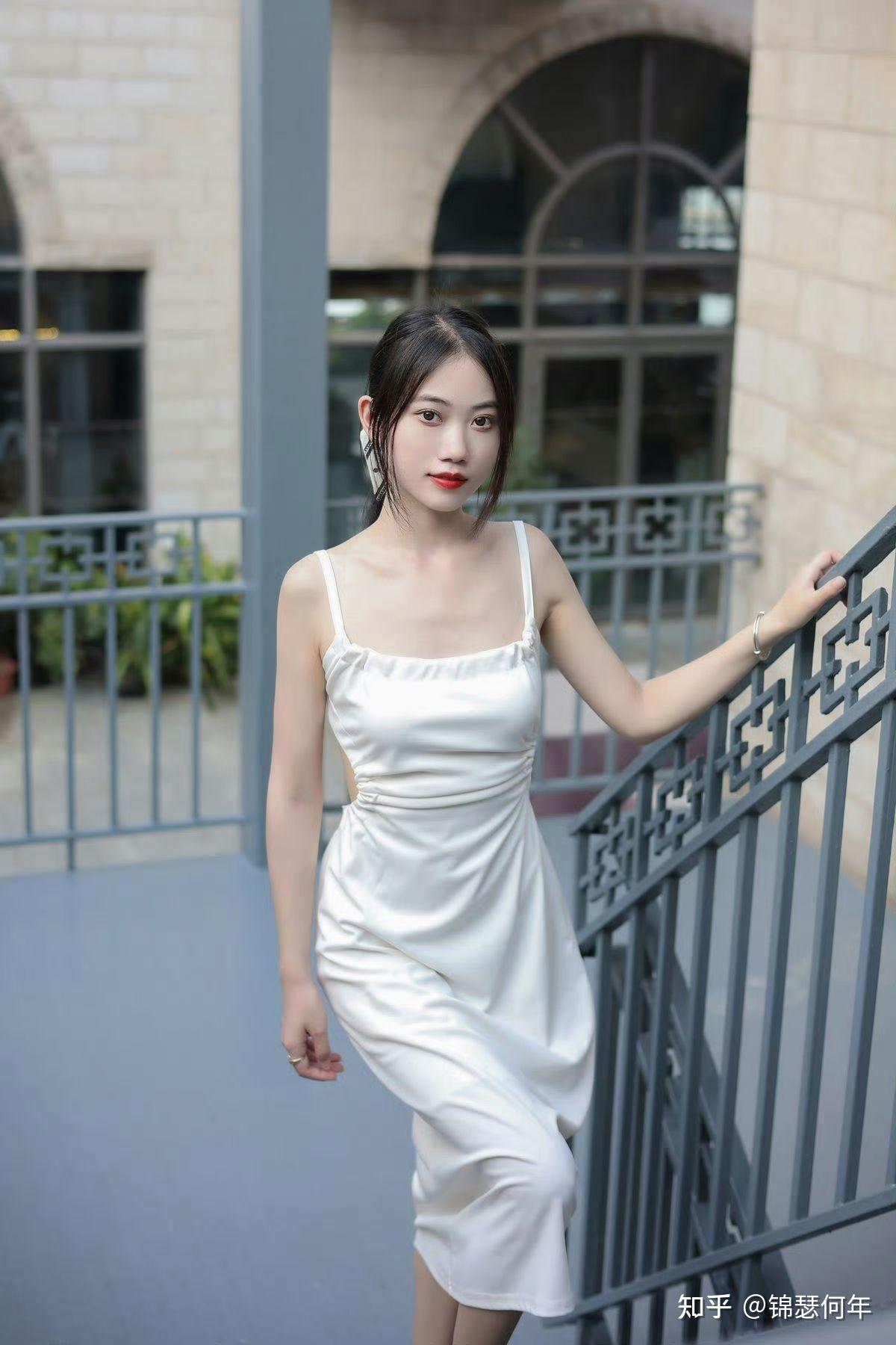 女生都爱穿显身材的衣服吗?