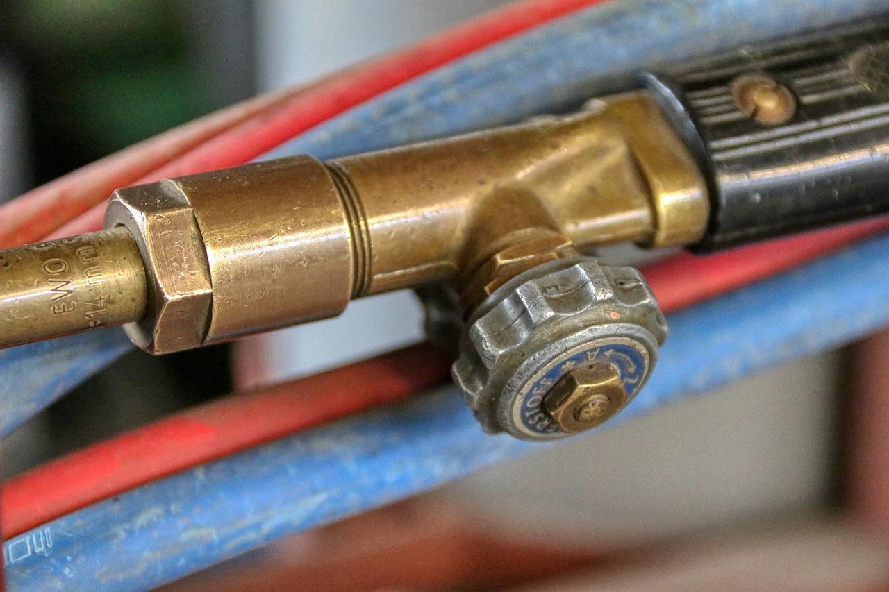 4. 调整气泵阀门