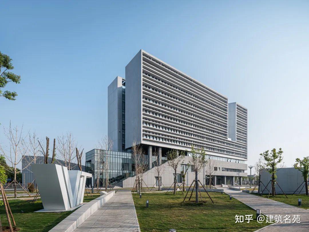 武汉工程大学教育教学综合楼 | 清华大学建筑设计研究院 - 知乎