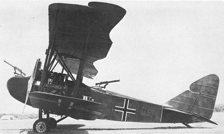 最早的空中坦克杀手一战德国aeggiv轰炸机