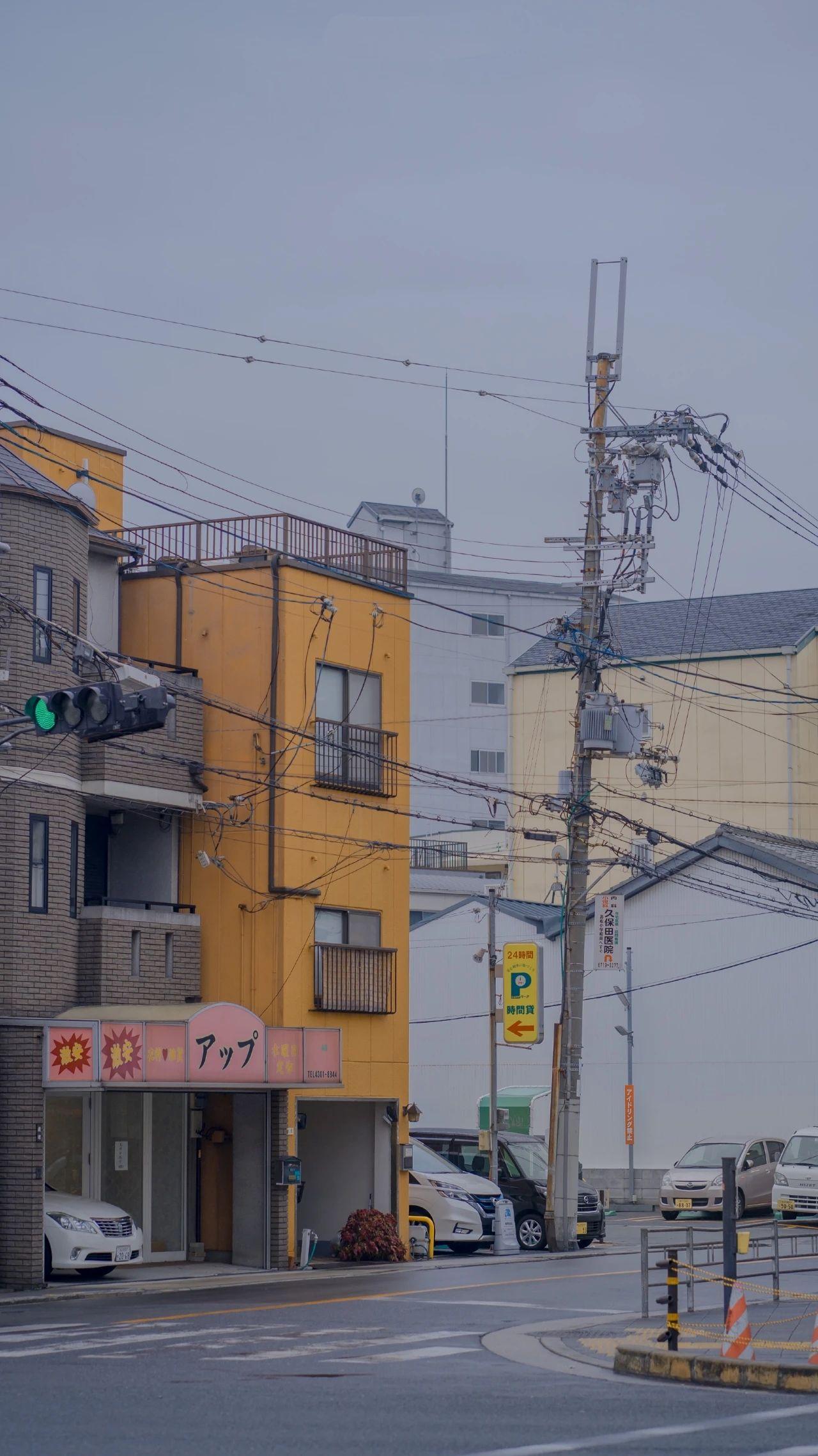 有没有日系街道壁纸例如下面这种的