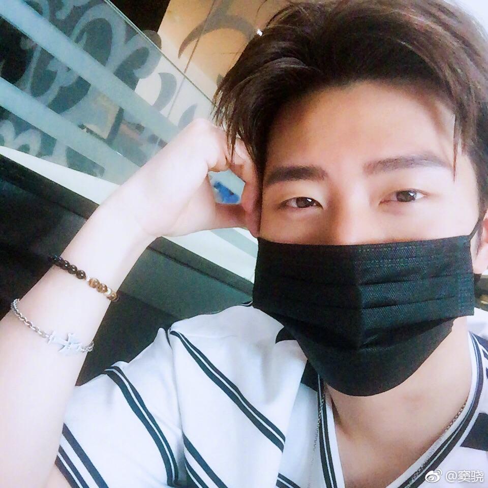 窦骁的美图或搞怪图有哪些?-窦骁帅照