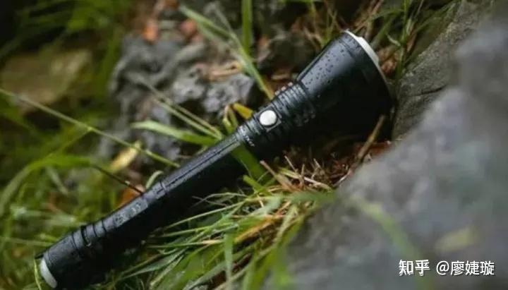 强光手电筒哪个牌子好?如何选购强光手电筒?2024年值得选购的5个强光手电筒品牌推荐 - 知乎