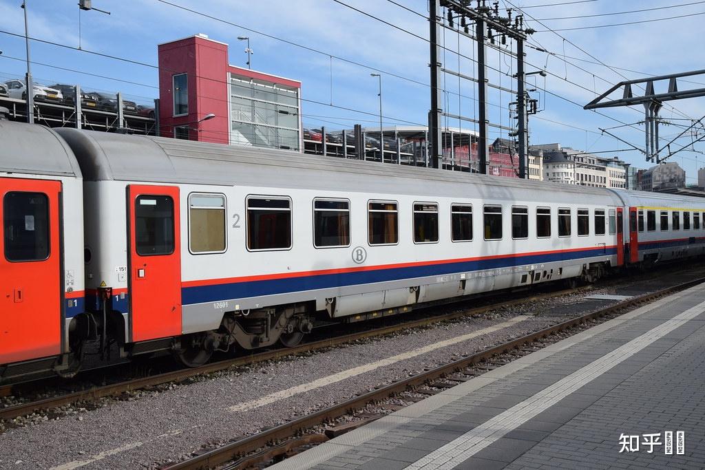 普铁列车车厢装上高铁车头速度能有多快