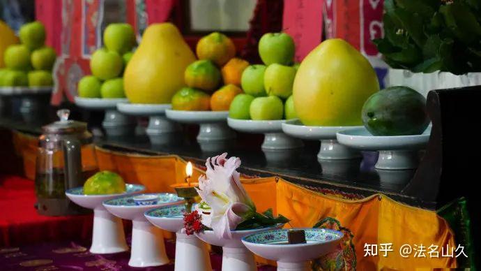 【走进道教】临近新年,敬神上供有什么讲究,神前的供果能吃吗? - 知乎