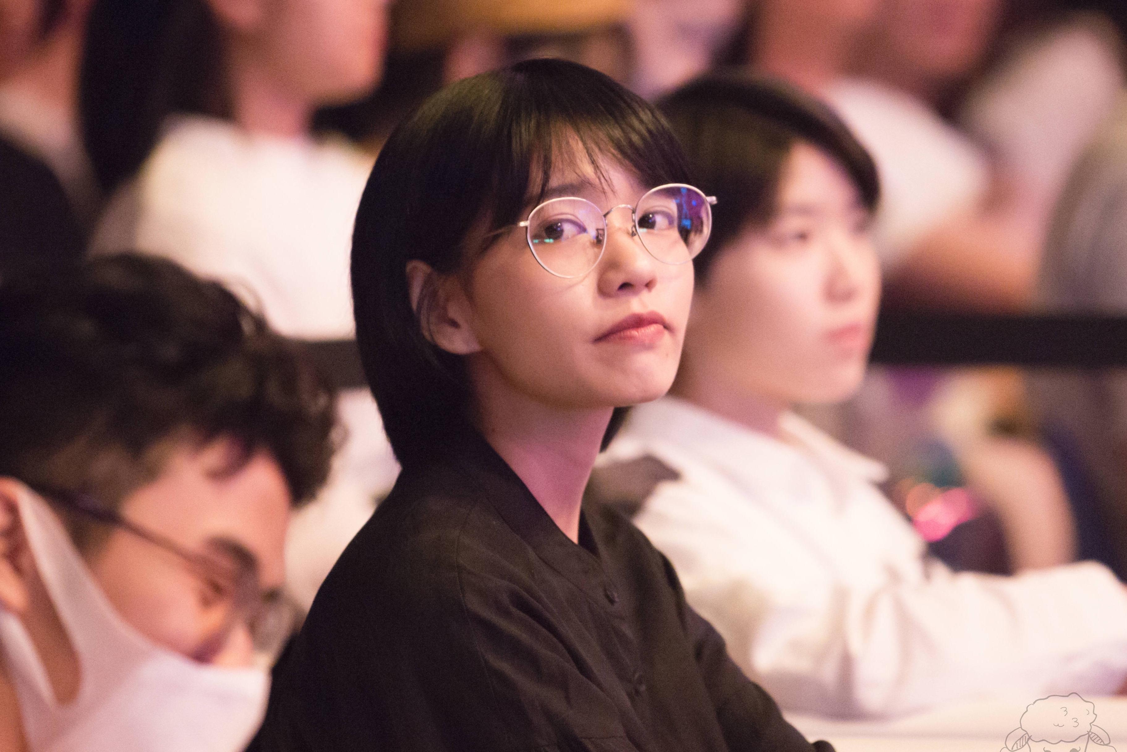 你们怎样评价房东的猫主唱王心怡的颜值呢? - 知乎