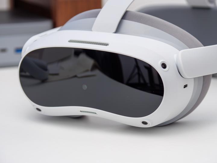 VR的快乐让人欲罢不能:PICO 4 VR一体机个人使用体验 - 知乎