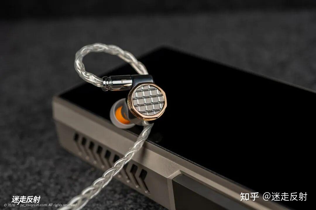 「迷走反射 . 评」皇家橡树?飞傲 雪漫天 OAK NANO 单动圈入耳式耳机