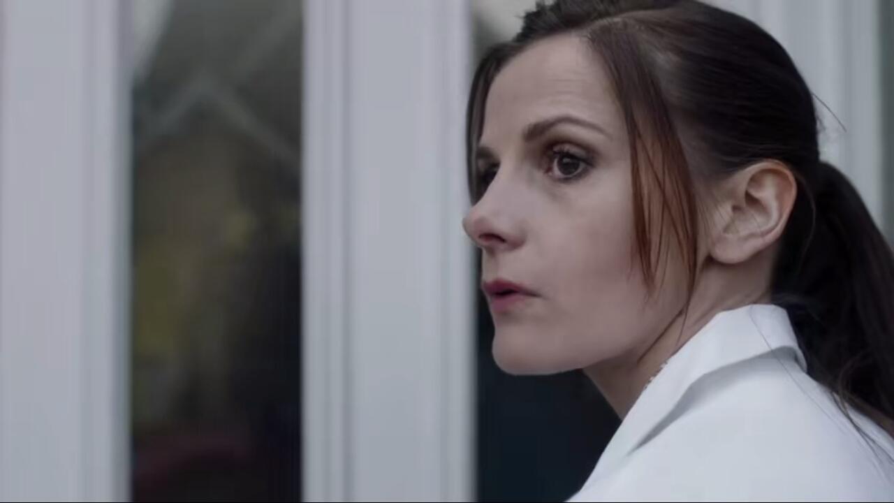 如果你是神探夏洛克里面的茉莉mollyhooper那要怎样才追到夏洛克