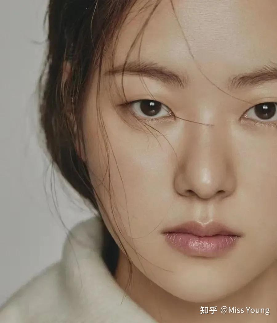 有哪些漂亮的单眼皮女明星? - 知乎
