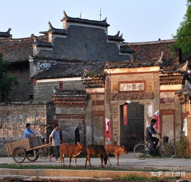丰城白马寨古村有哪些适合拍照的景点?