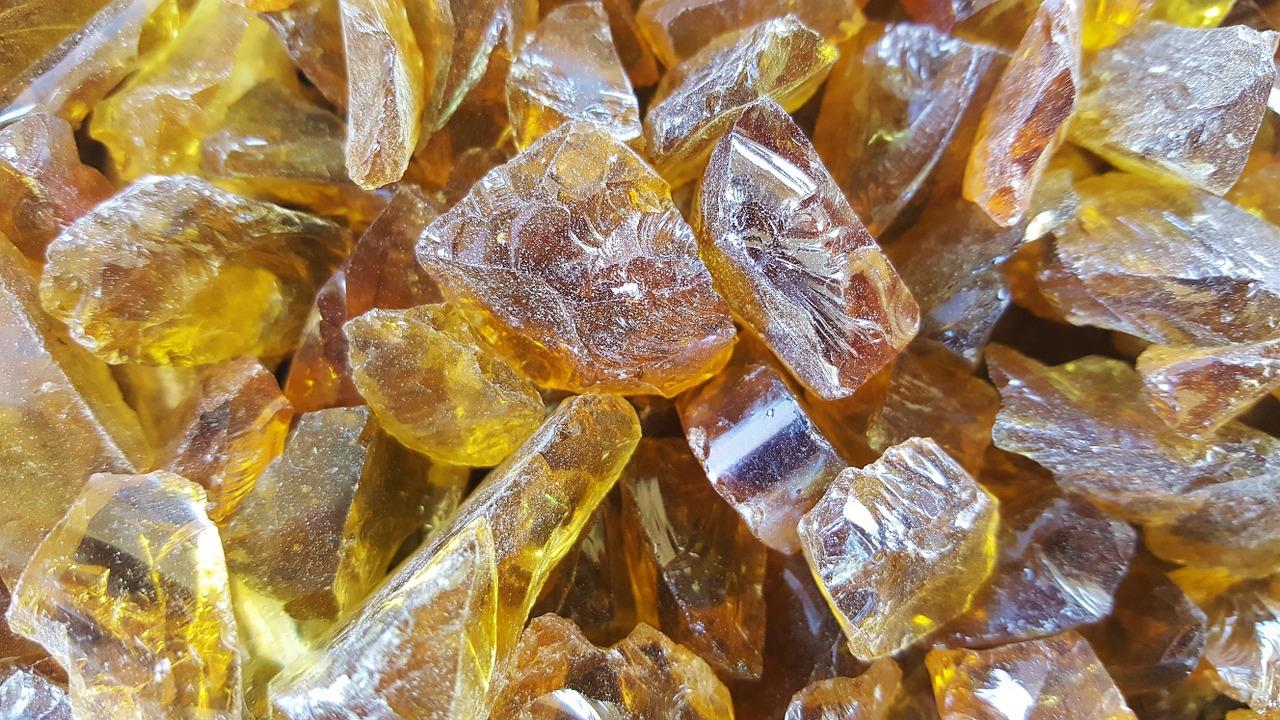 防火玻璃肉眼如何识别