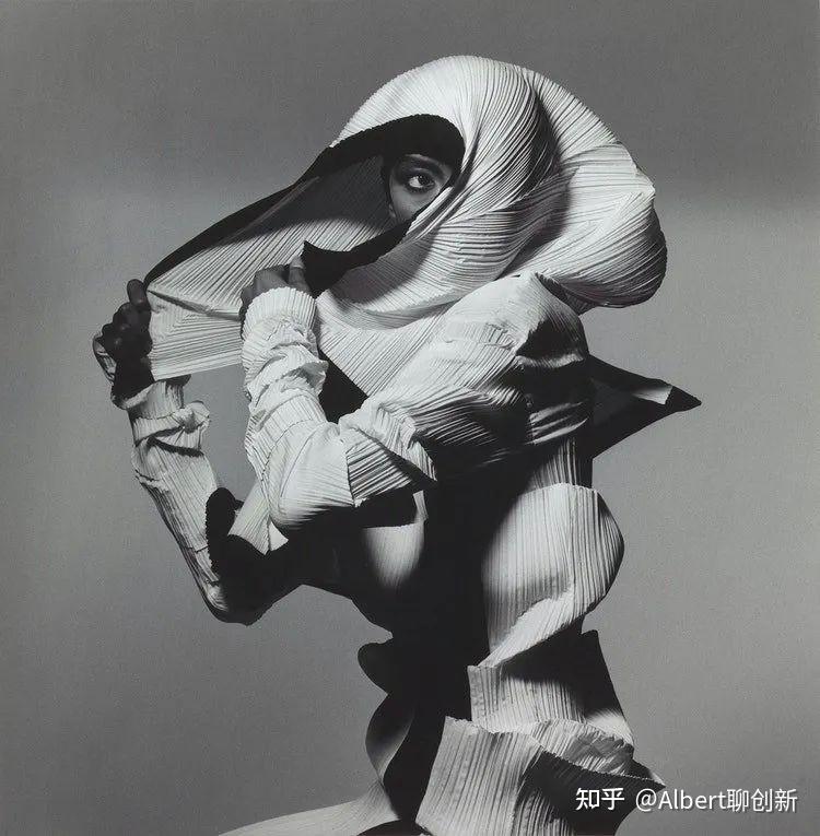 如何评价日本品牌「三宅一生」？ - 知乎