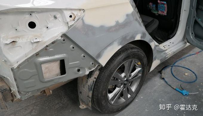 后翼子板变形4s店告诉我那里本身就是焊接的建议我锯掉焊接还是钣金