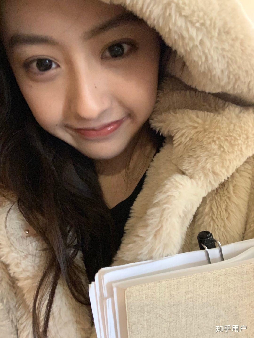 有哪些可爱女生的素颜照