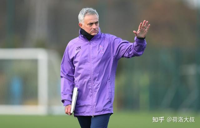 穆里尼奥在热刺执教的战绩怎么样