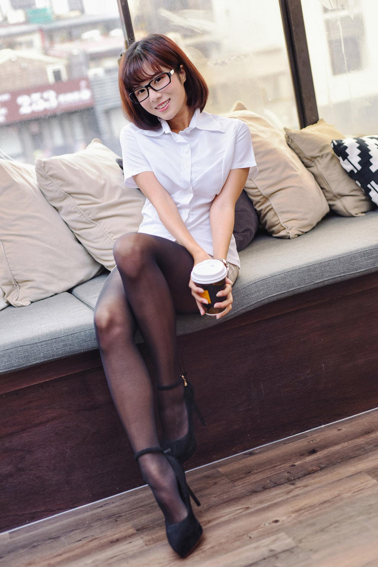 [合集]《制服の女生》作品，大小2.16GB-佳人吧